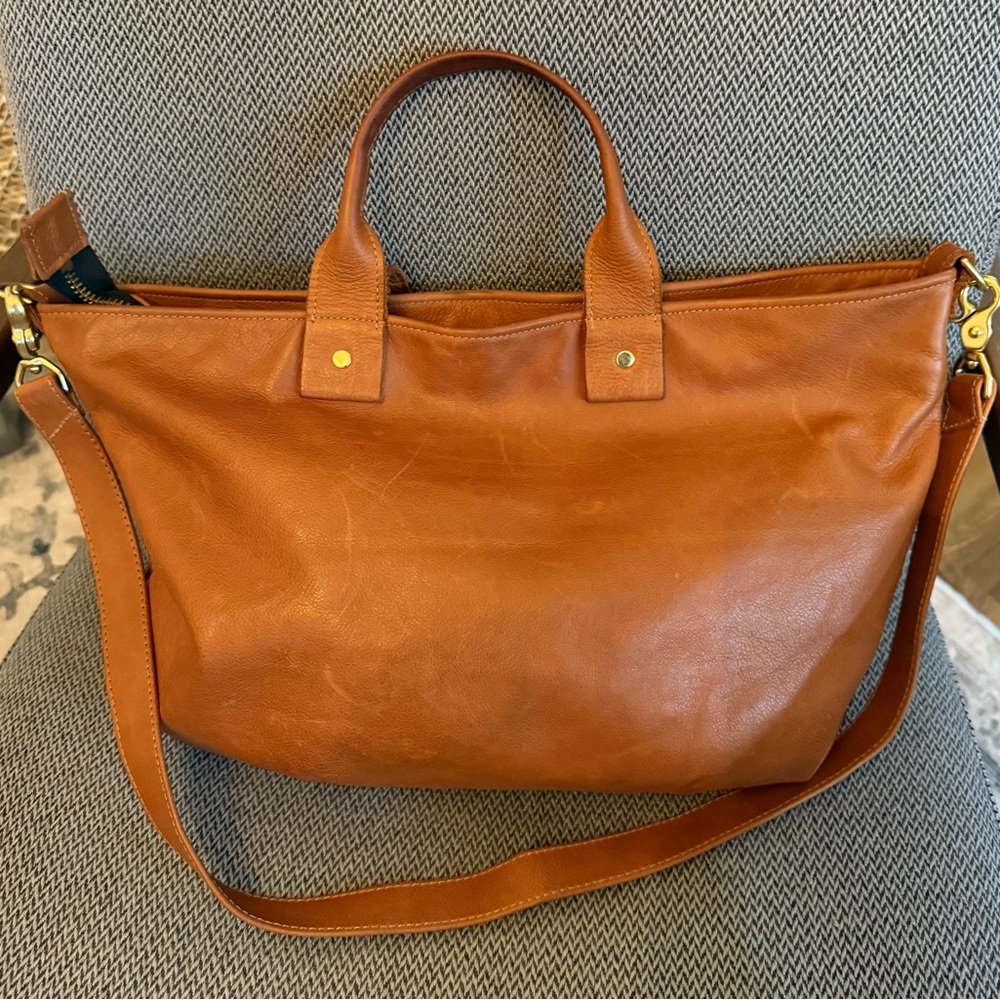Clare V Messenger British Tan Leather includes extra strap